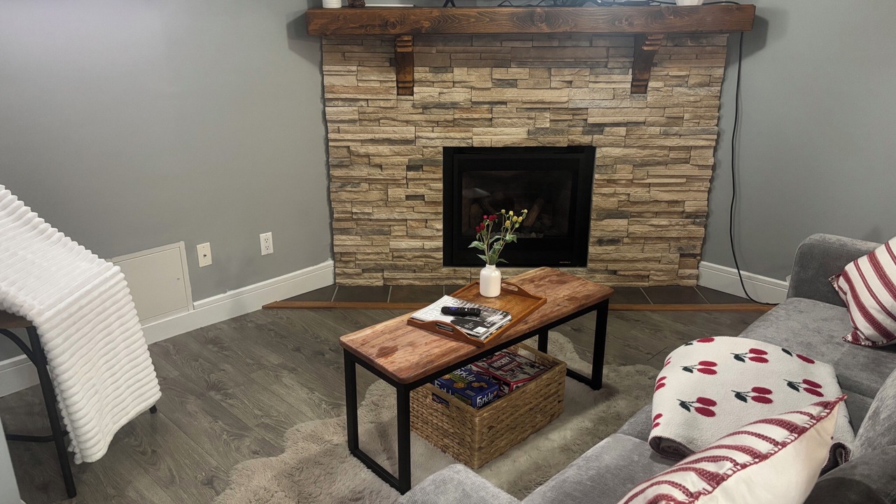 Photo of Livingroom in Jasper