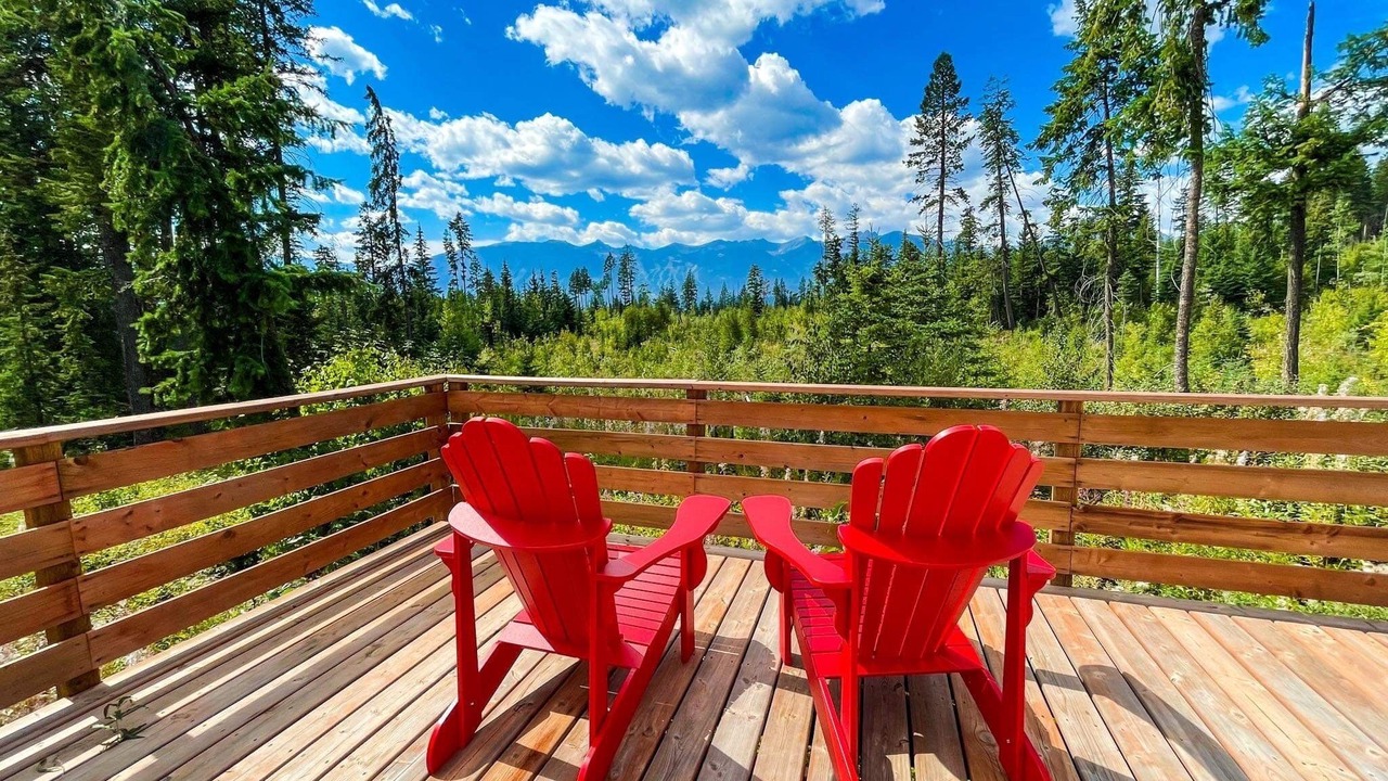 Photo of Outdoor in Golden