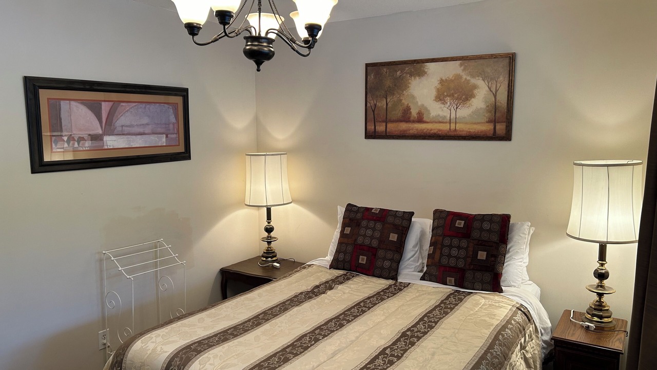 Photo of Bedroom in Okanagan-Similkameen