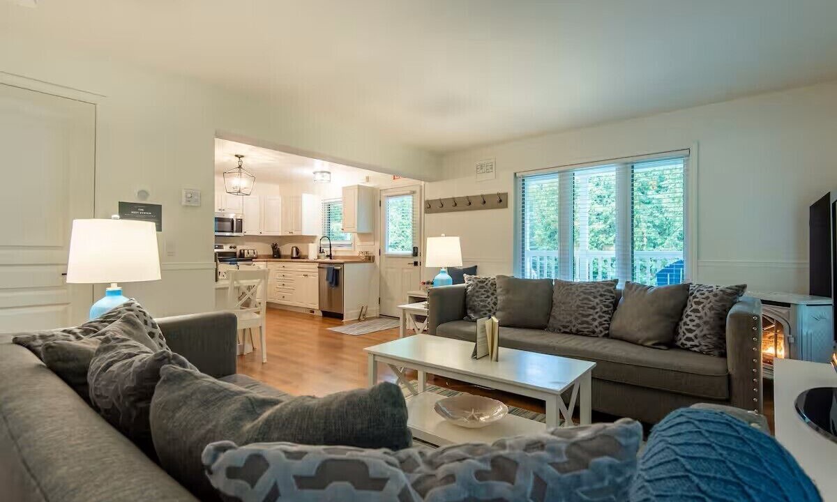 Photo of Livingroom in Tobermory
