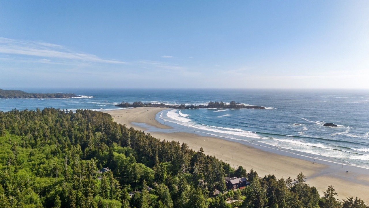 Photo of Others in Tofino