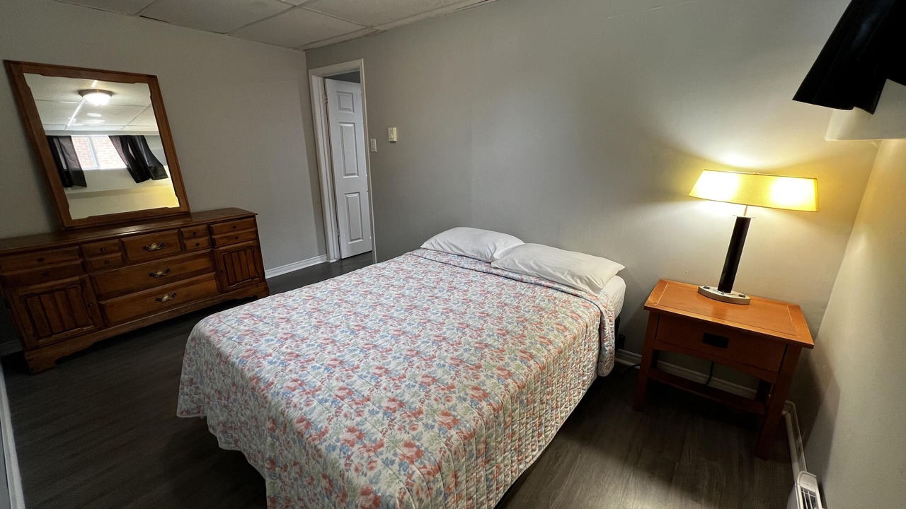 Photo of Bedroom in Wasaga Beach