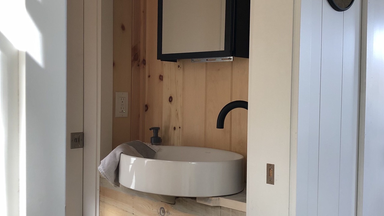 Photo of Bedroom in Bracebridge