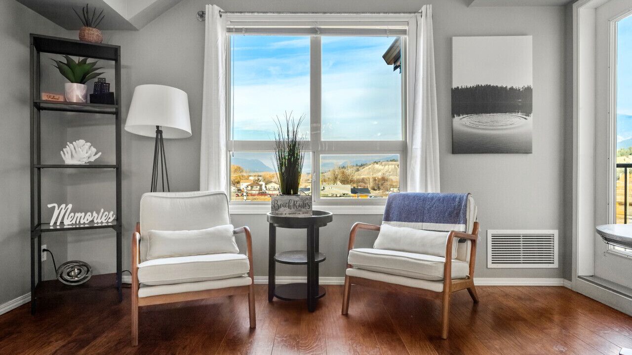 Photo of Livingroom in Invermere