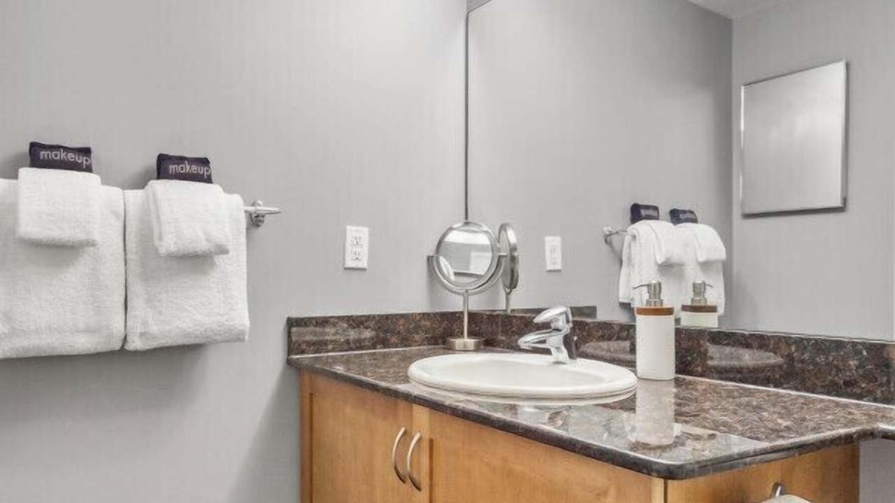 Photo of Bathroom in Invermere