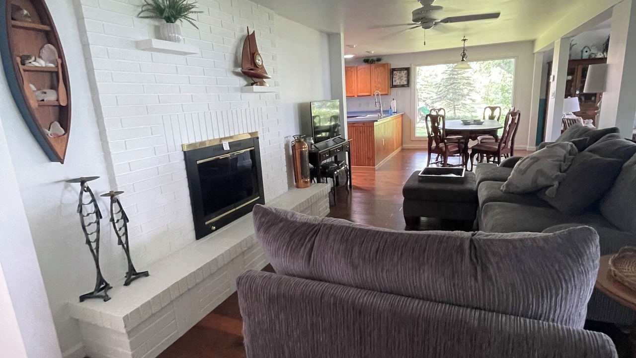 Photo of Livingroom in Wheatley