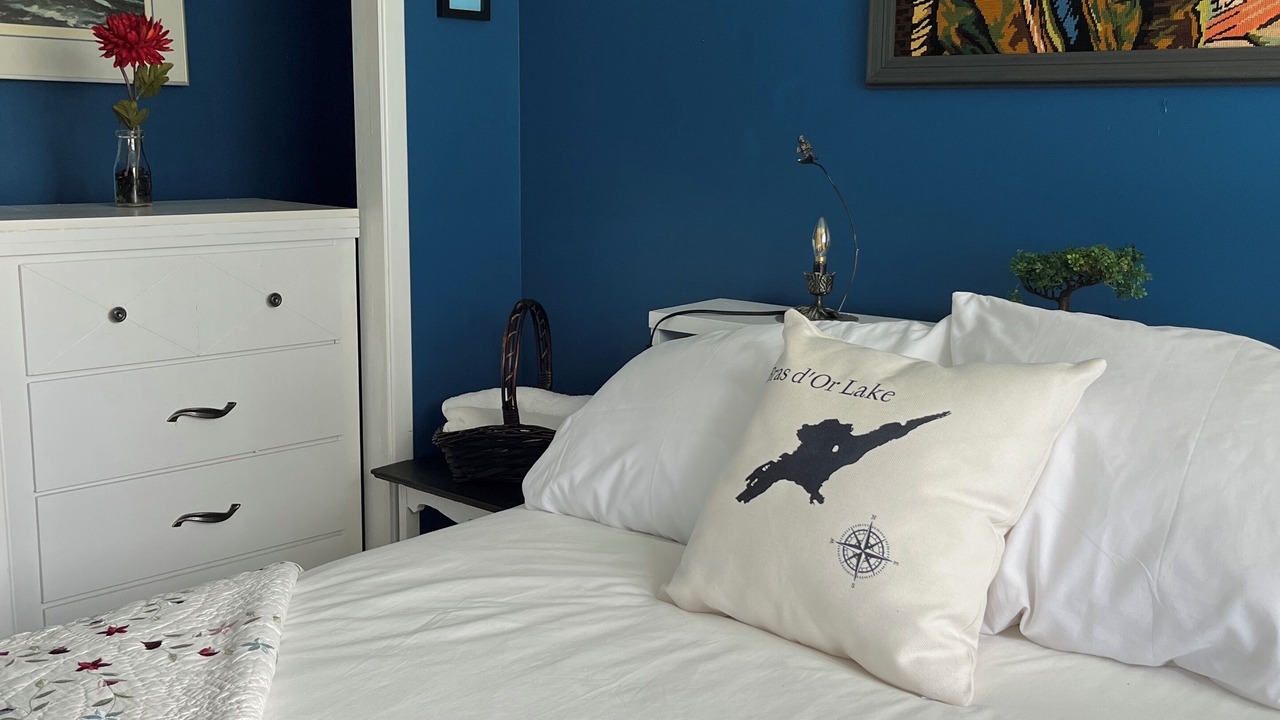 Photo of Bedroom in West Bay