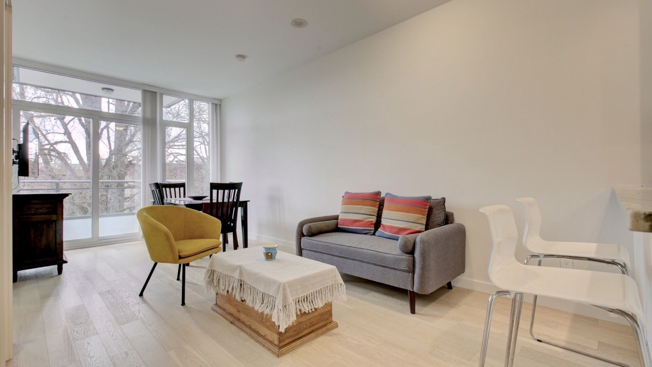 Photo of Livingroom in Kitsilano