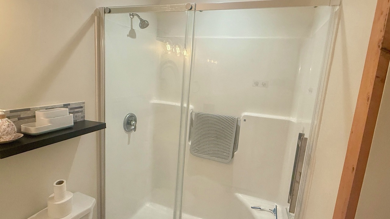 Photo of Bathroom in Regional District of Nanaimo