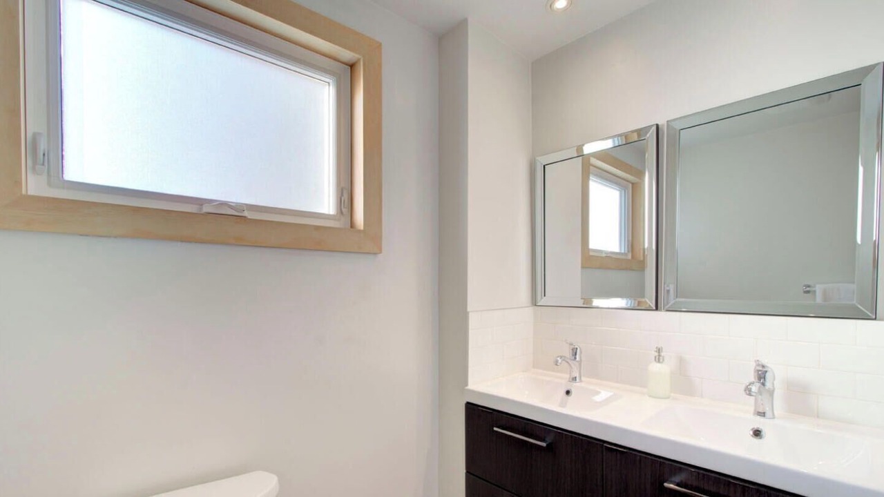 Photo of Bathroom in The Blue Mountains