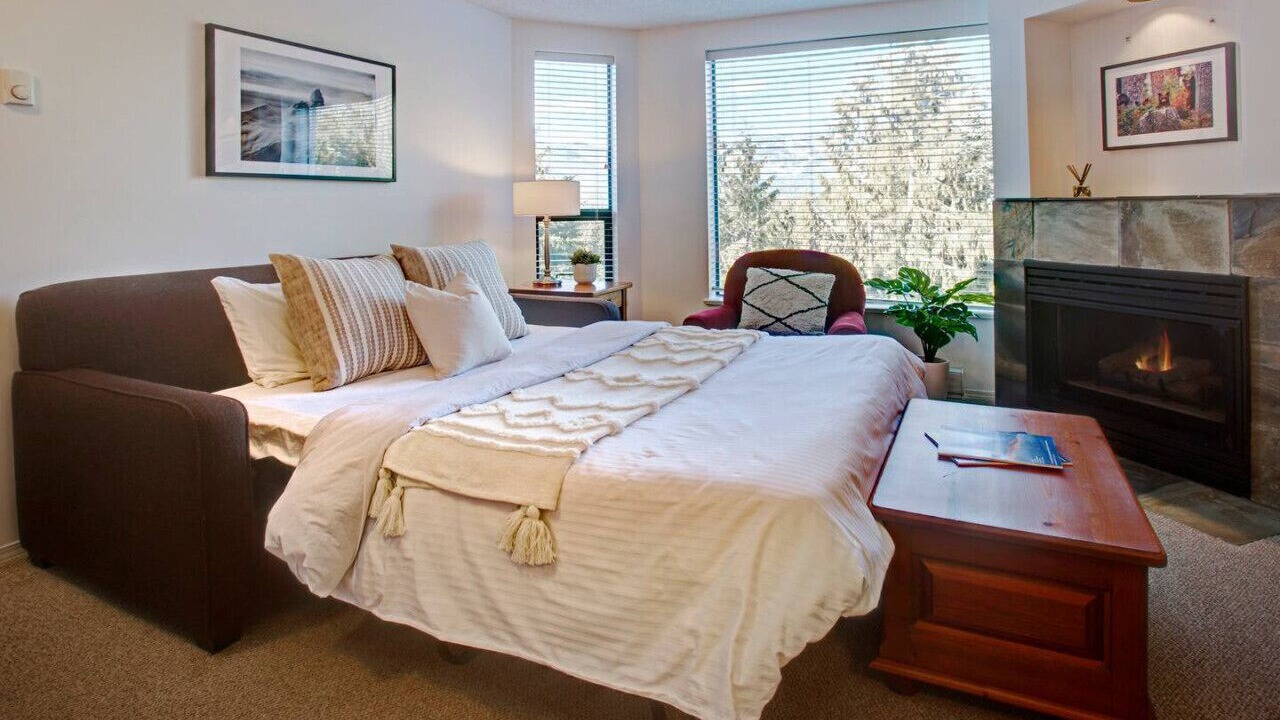 Photo of Livingroom in Upper Village