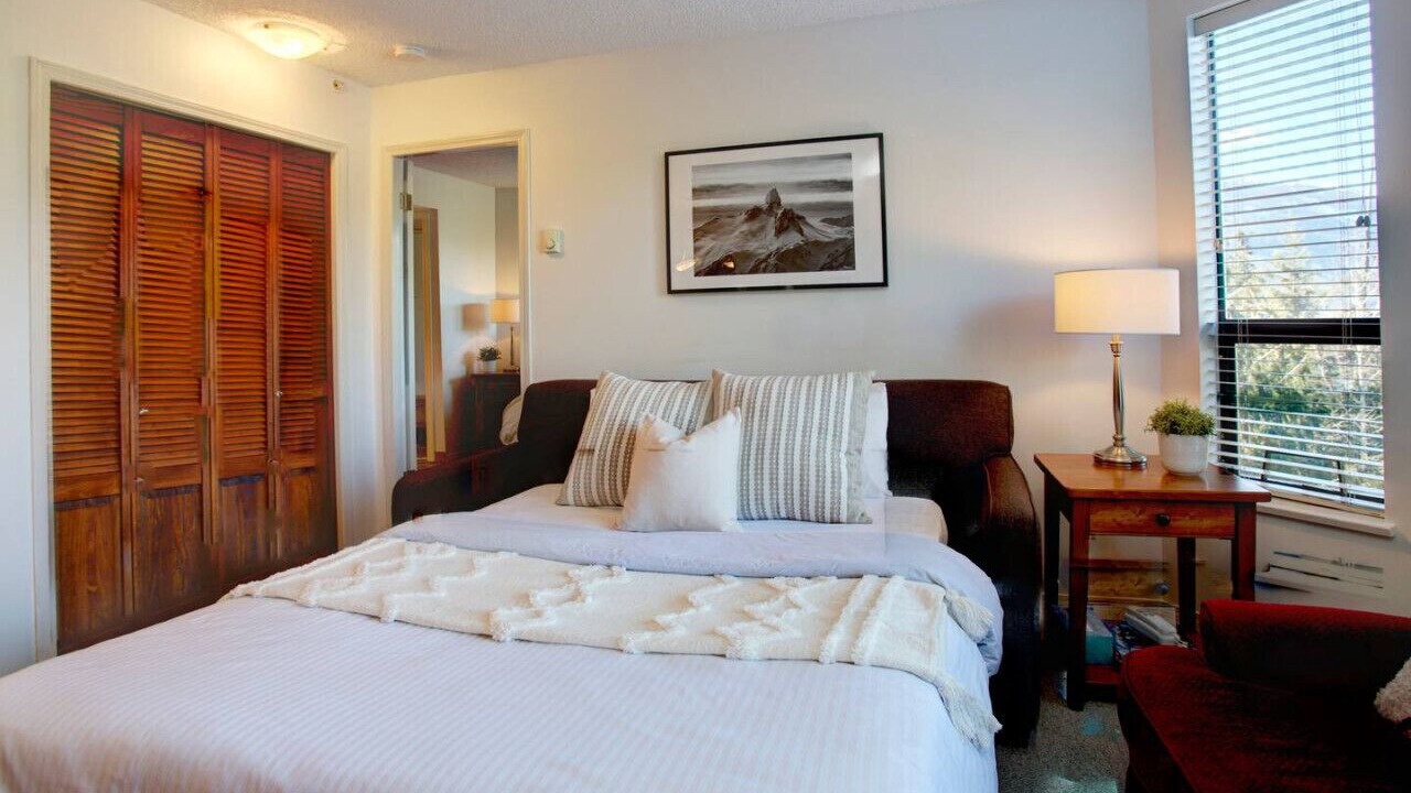 Photo of Livingroom in Upper Village