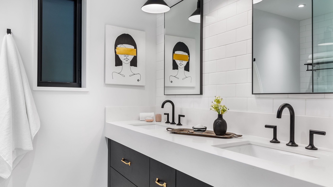 Photo of Bathroom in Chaplin Estates