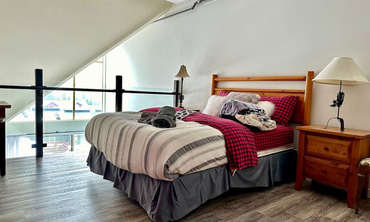 Photo of Bedroom in Okanagan-Similkameen