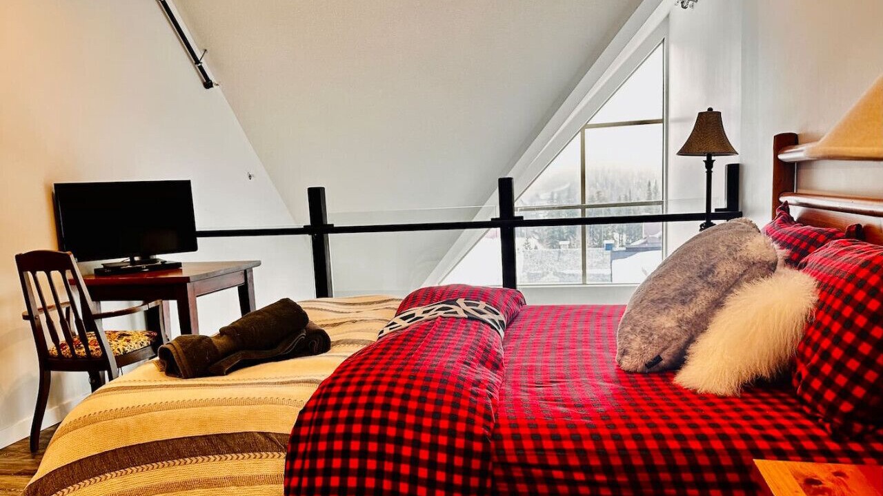 Photo of Bedroom in Okanagan-Similkameen