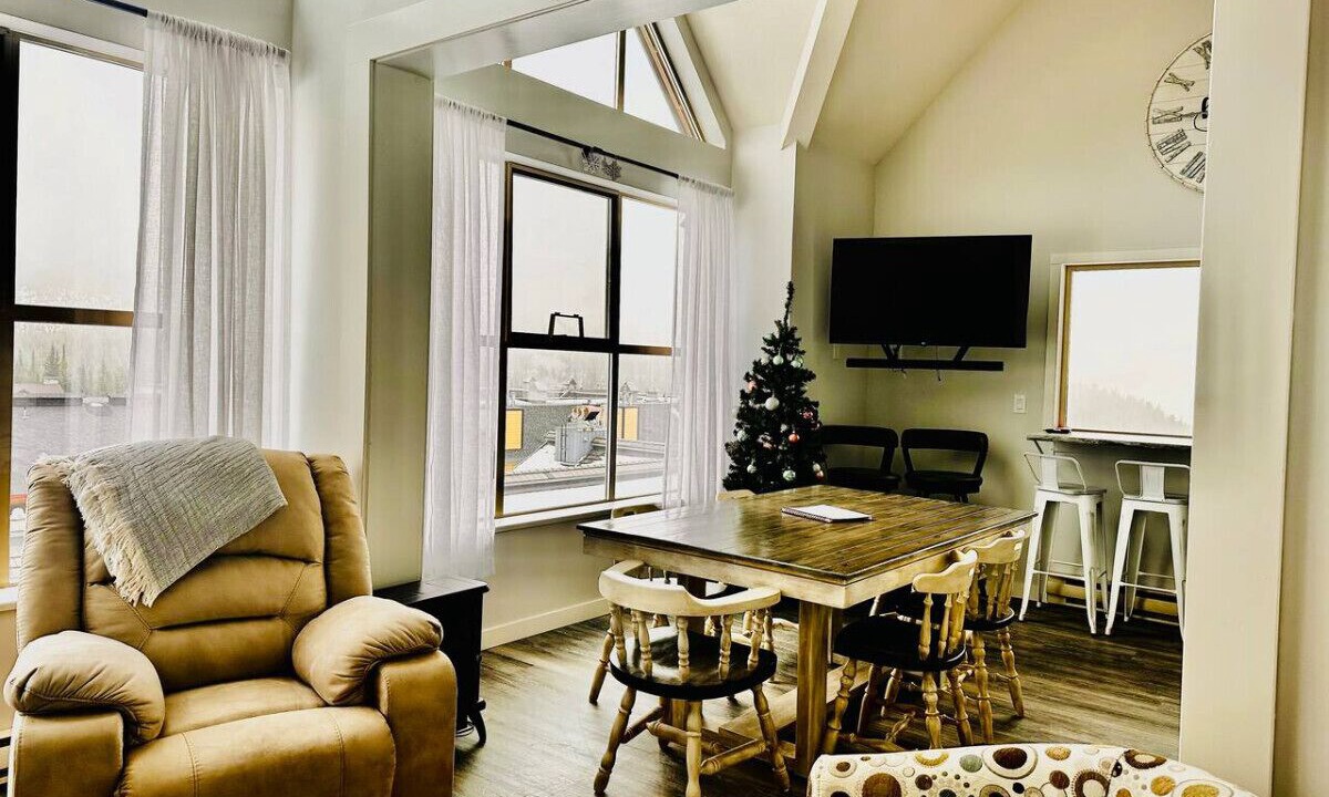 Photo of Livingroom in Okanagan-Similkameen