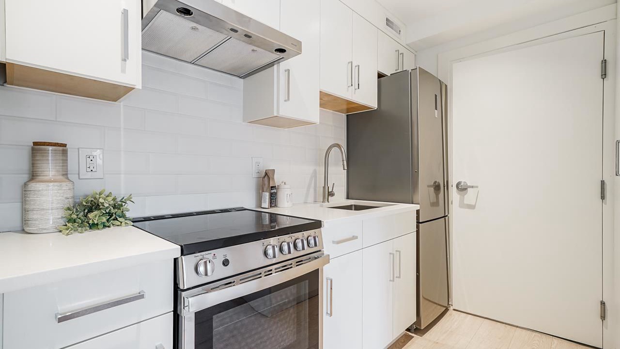 Photo of Kitchen in Renfrew-Collingwood