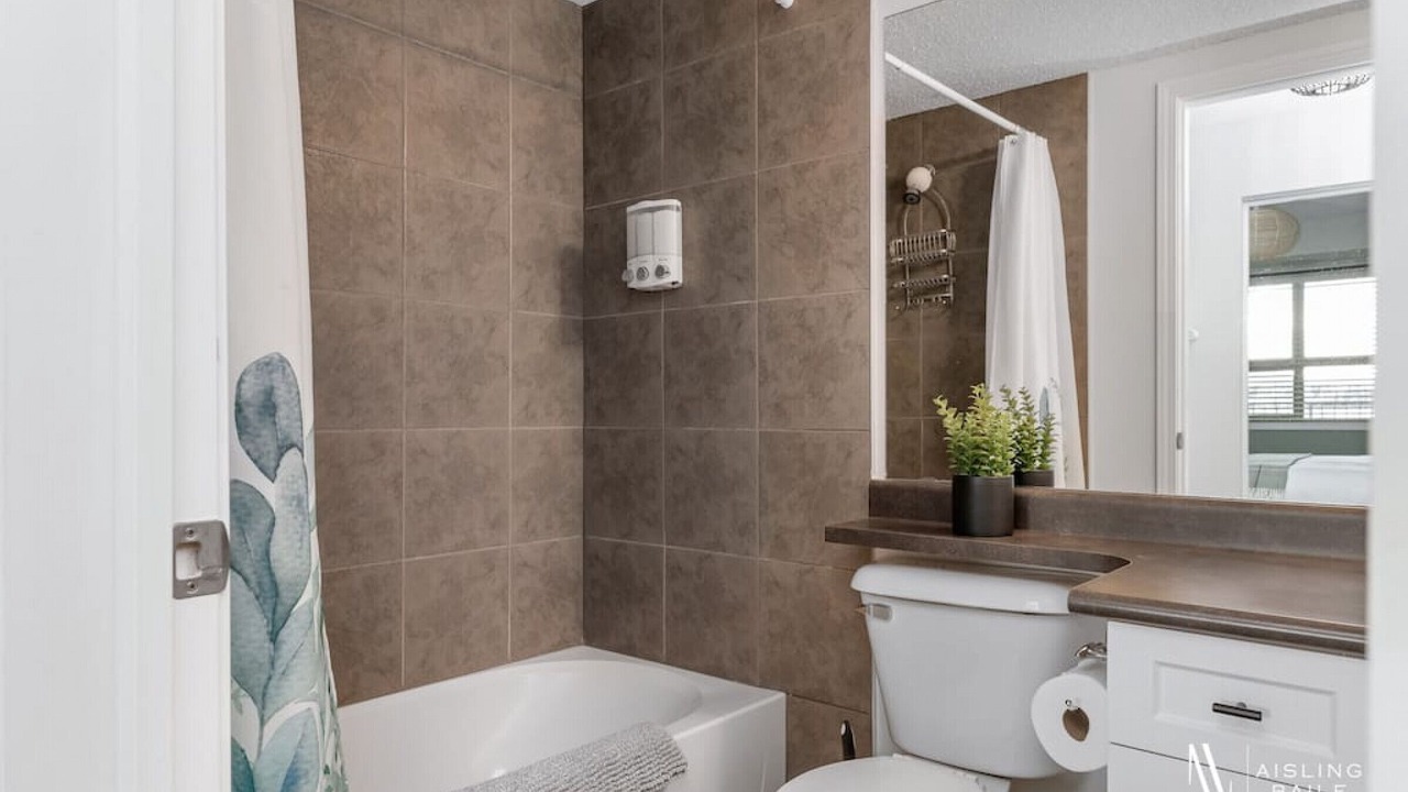 Photo of Bathroom in Invermere