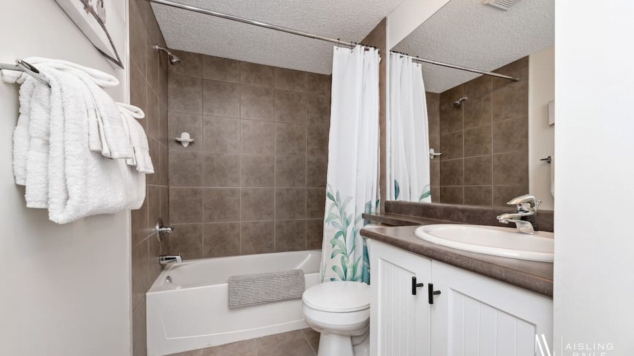 Photo of Bathroom in Invermere