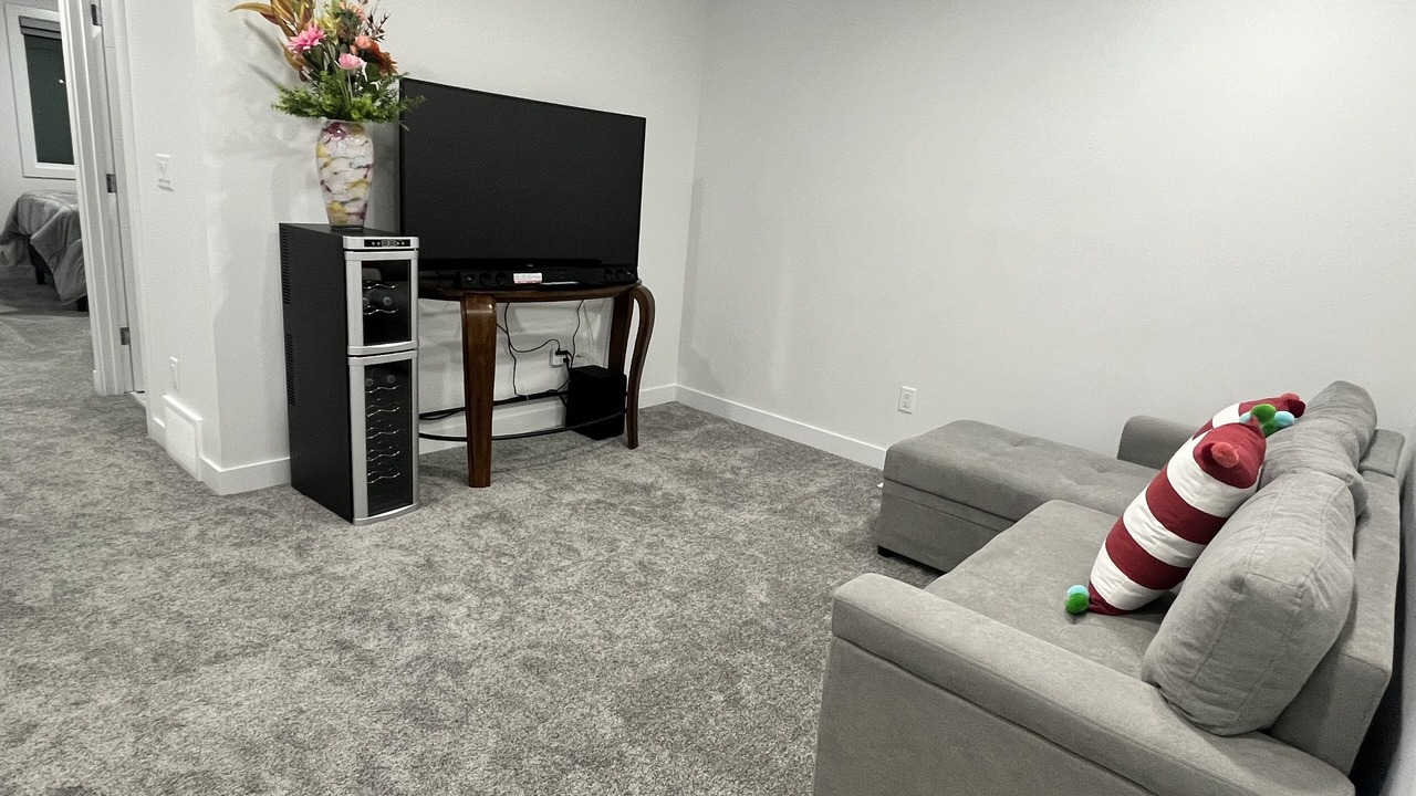 Photo of Livingroom in Southwest Edmonton