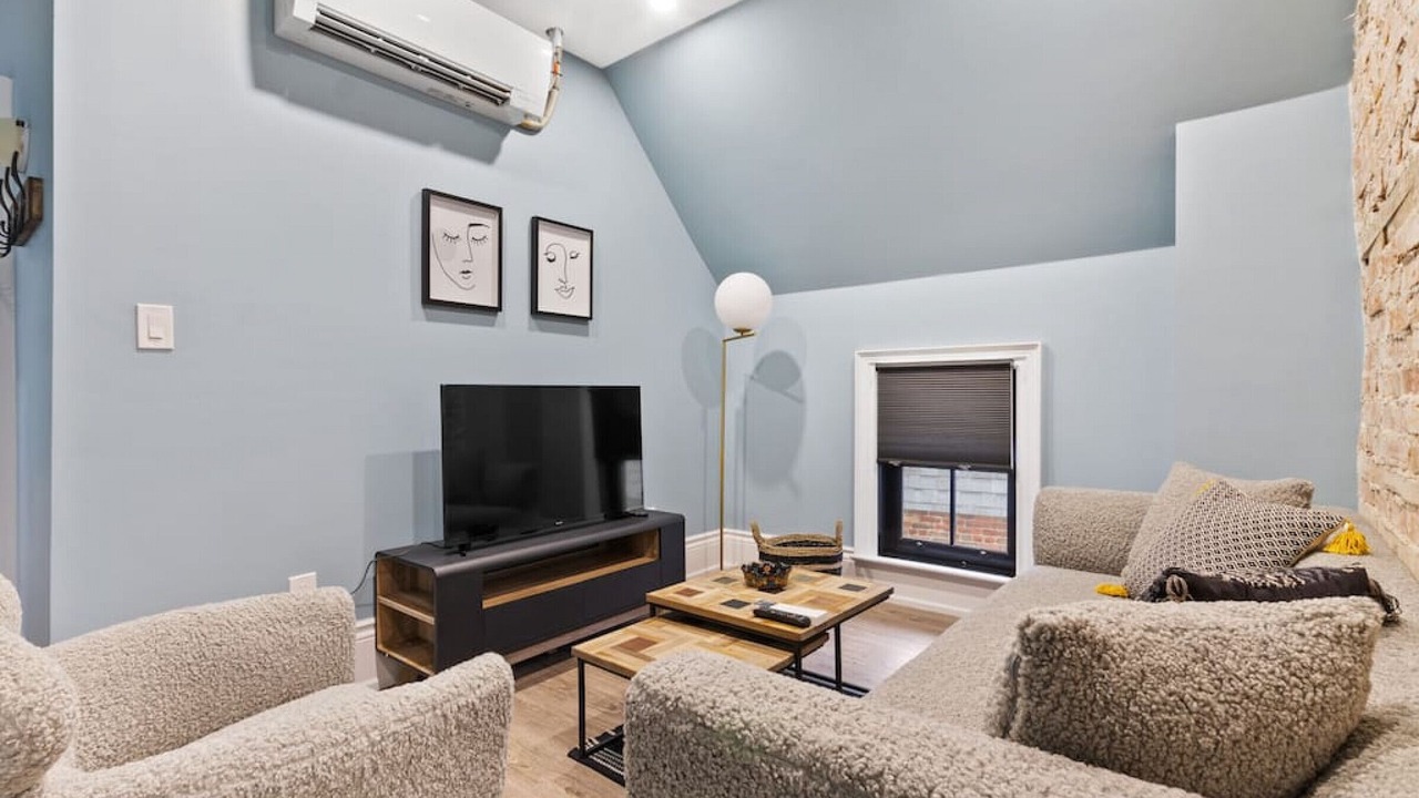 Photo of Livingroom in Collingwood