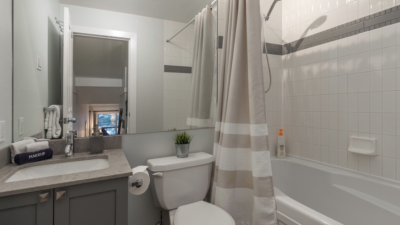 Photo of Bathroom in Village North