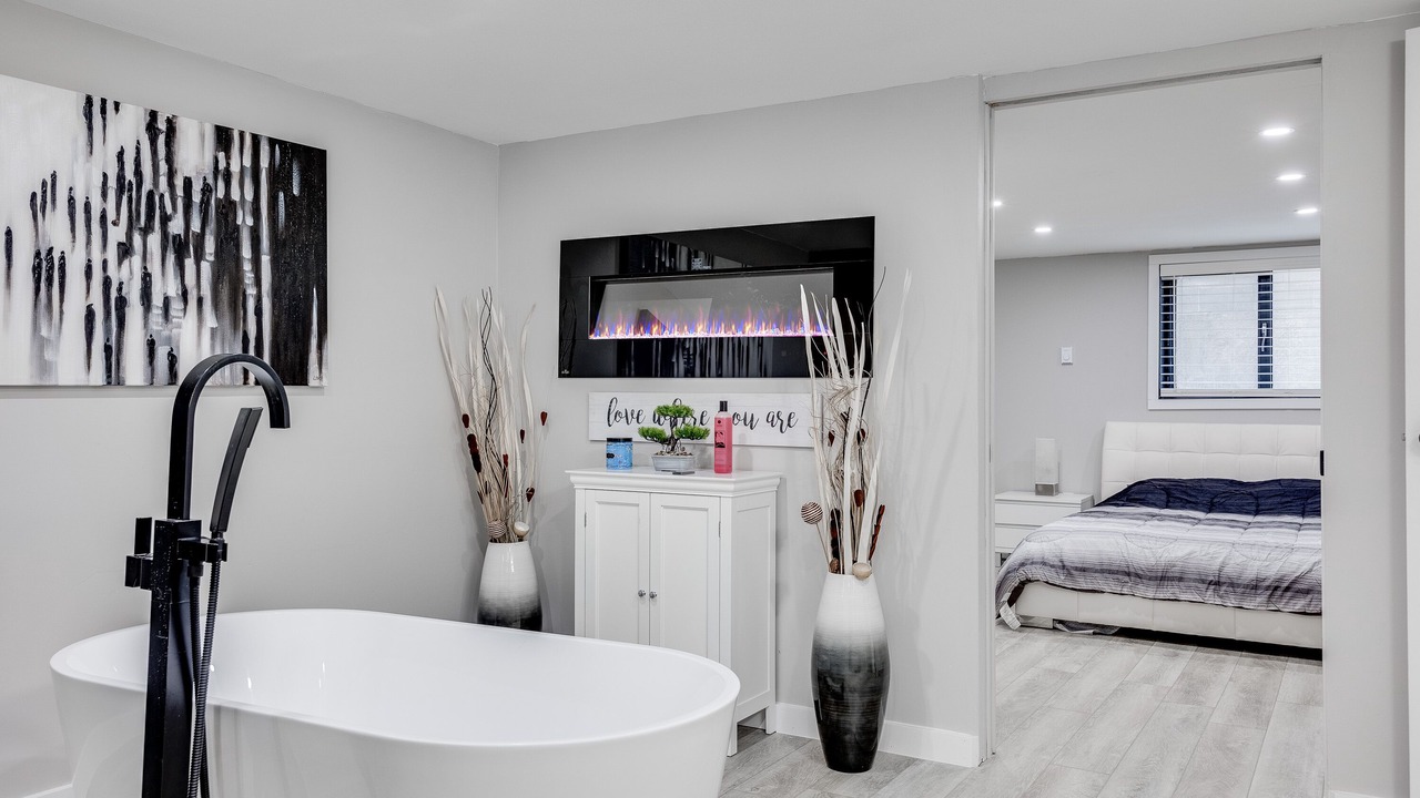 Photo of Bedroom in Okanagan-Similkameen