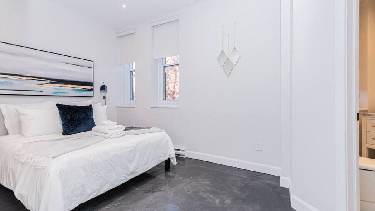 Photo of Bedroom in Plateau Mont Royal