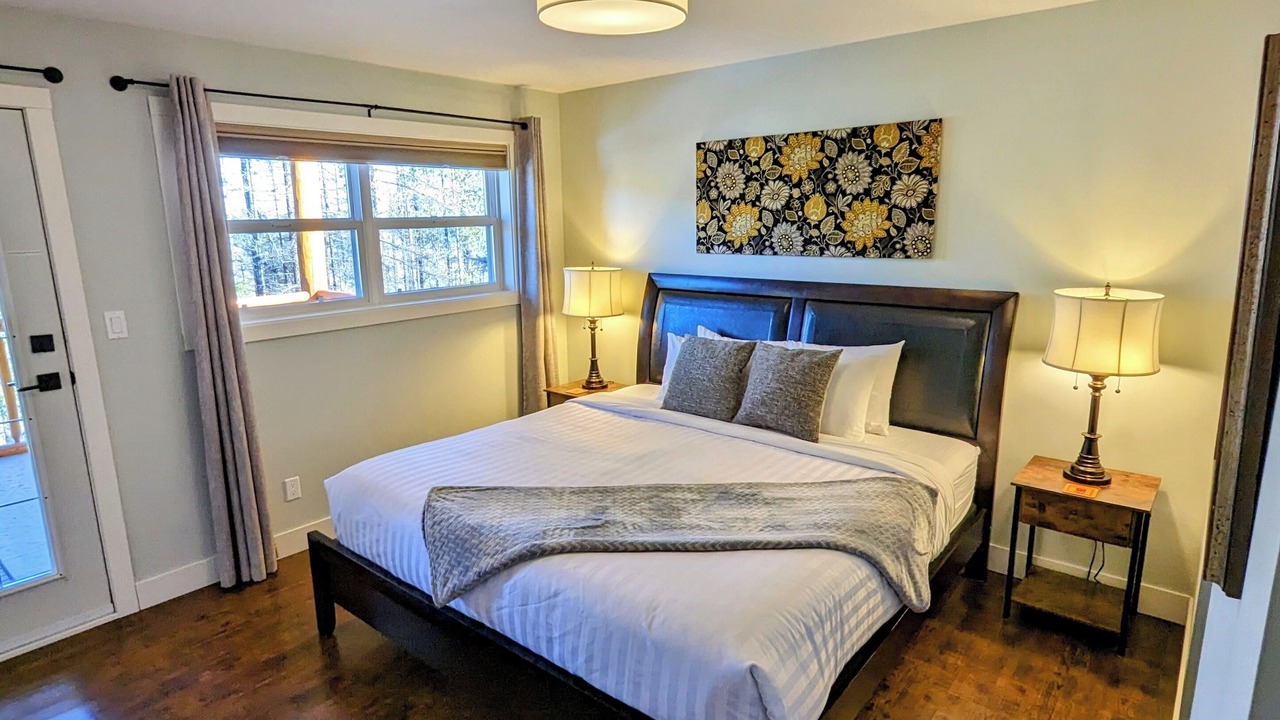 Photo of Bedroom in East Kootenay