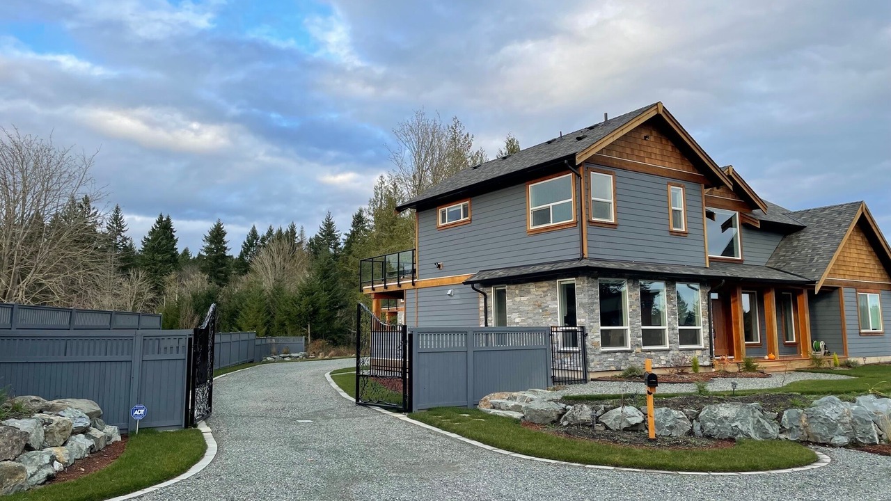 Photo of Outdoor in Mill Bay