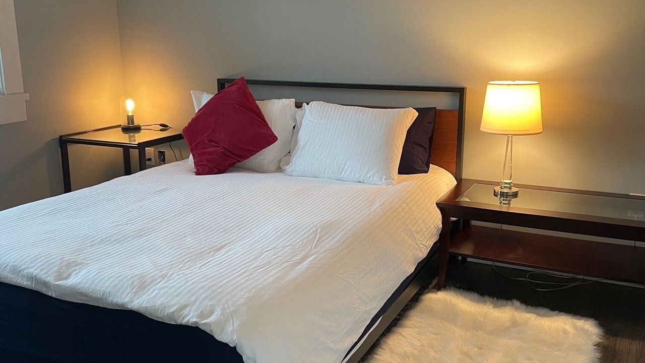Photo of Bedroom in Mill Bay