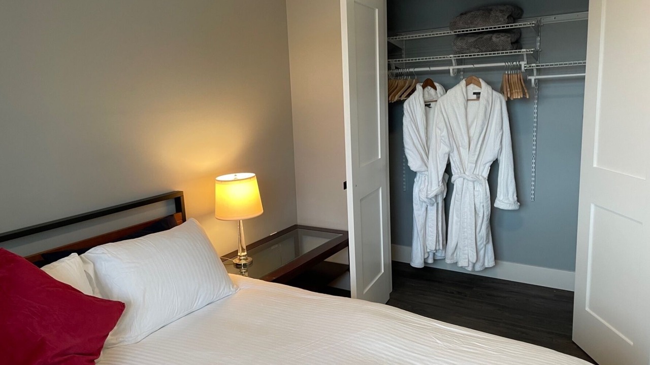 Photo of Bedroom in Mill Bay