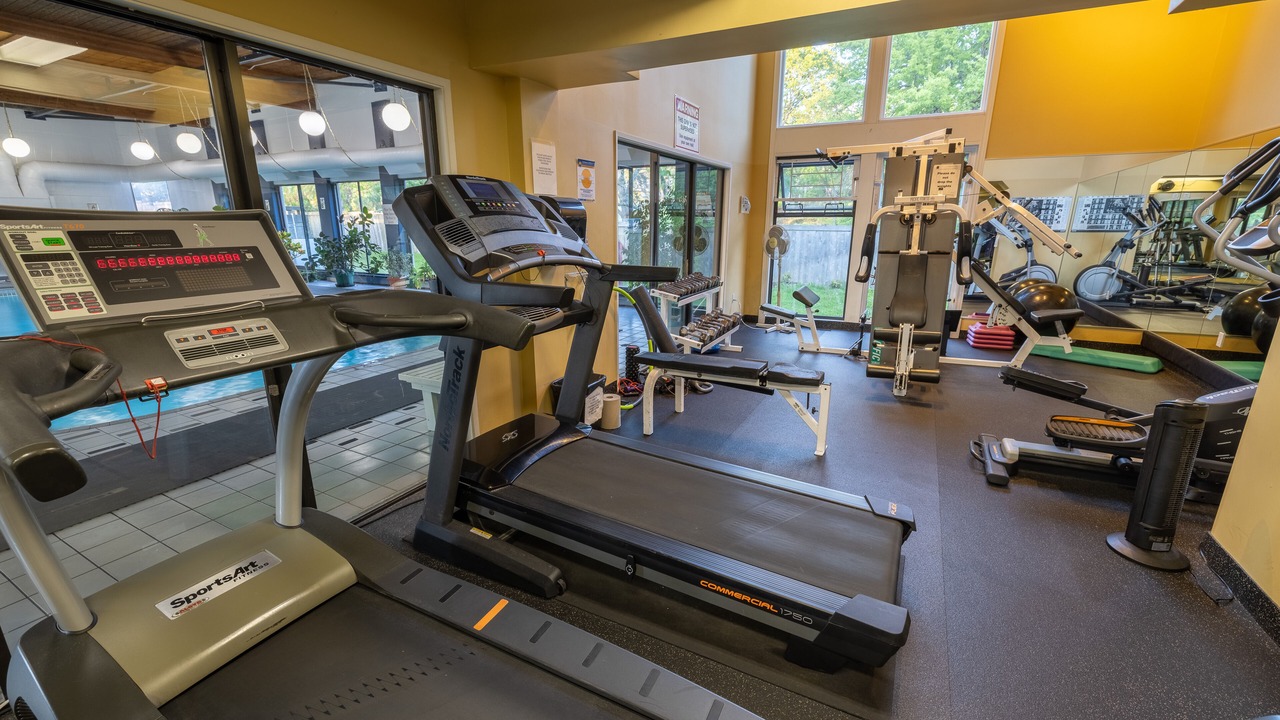 Photo of Others in James Bay