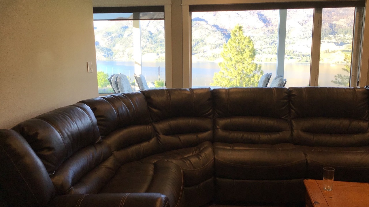 Photo of Livingroom in Okanagan-Similkameen