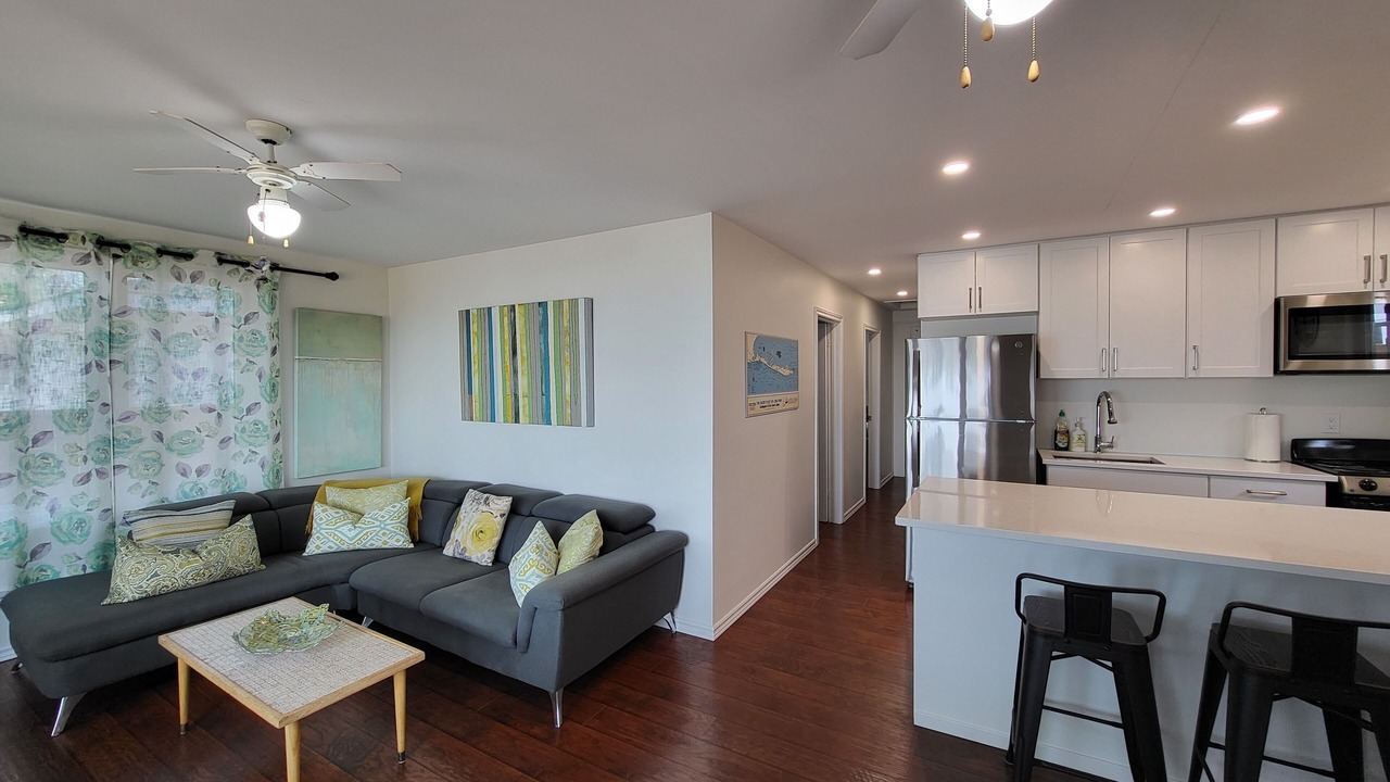 Photo of Livingroom in Long Point