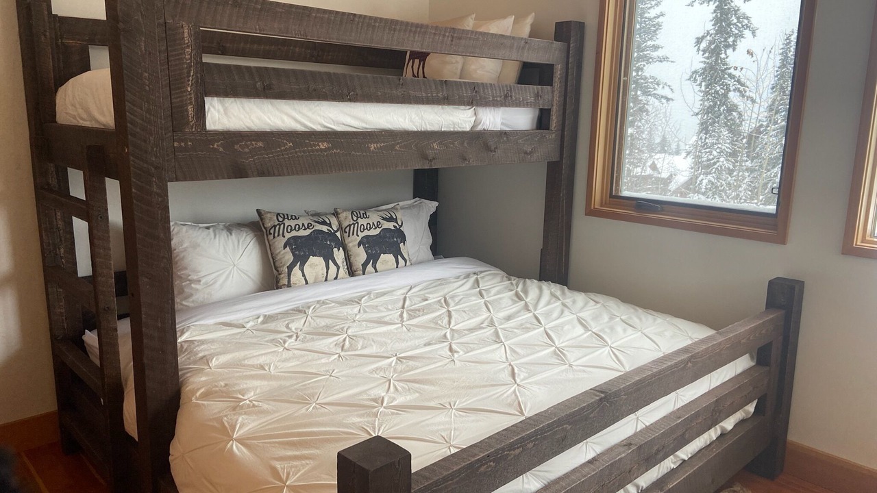 Photo of Bedroom in Golden