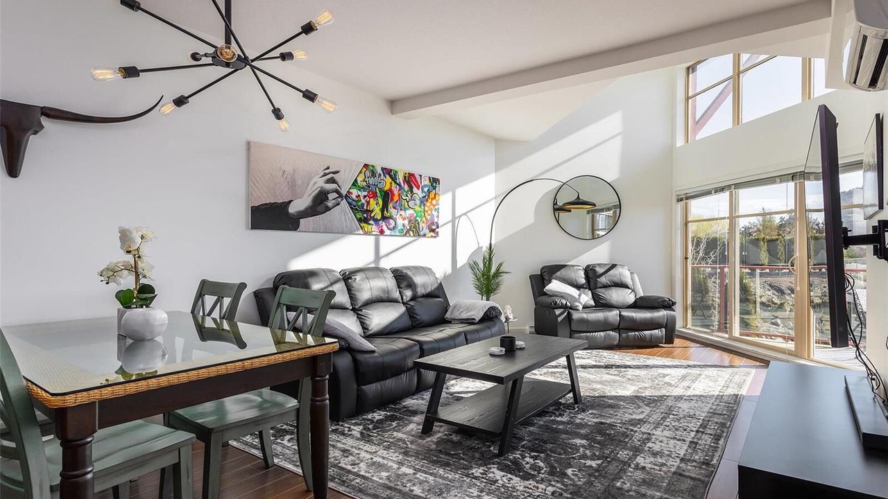 Photo of Livingroom in Central Okanagan