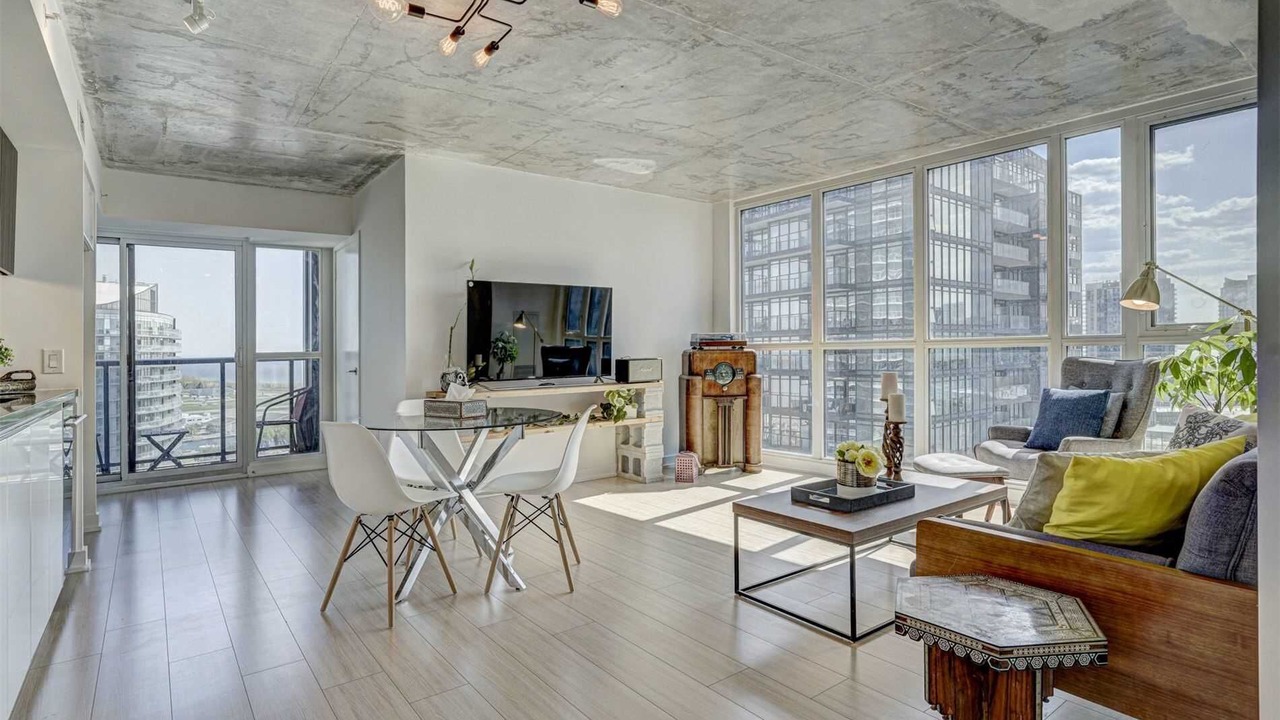 Photo of Livingroom in CityPlace