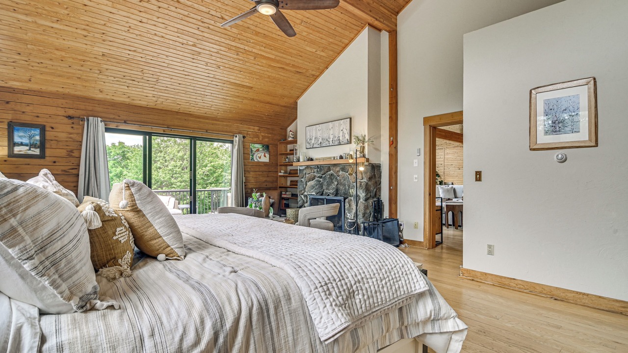 Photo of Bedroom in Harrison