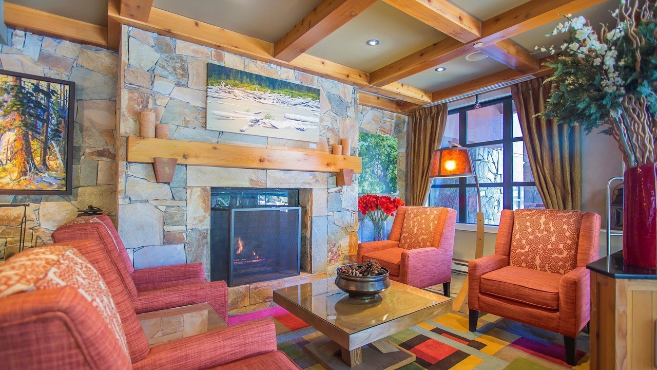 Photo of Livingroom in Whistler Village