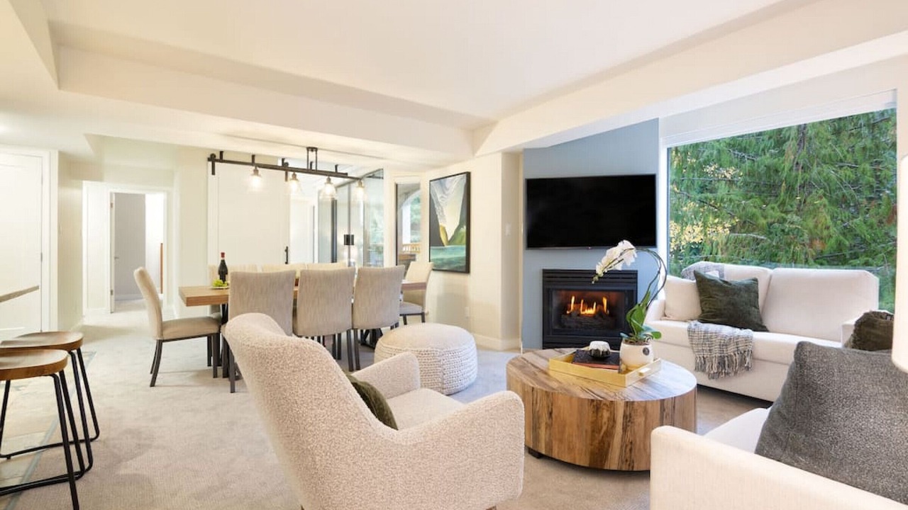 Photo of Livingroom in Upper Village