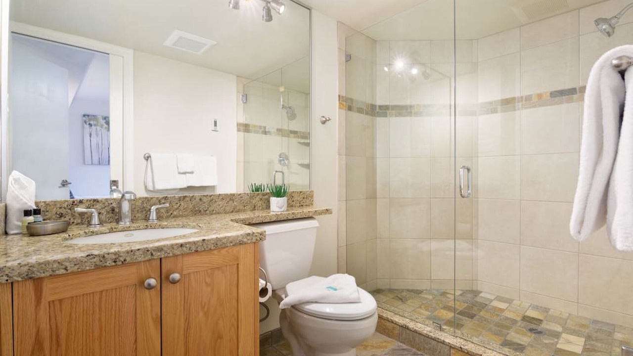 Photo of Bathroom in Upper Village