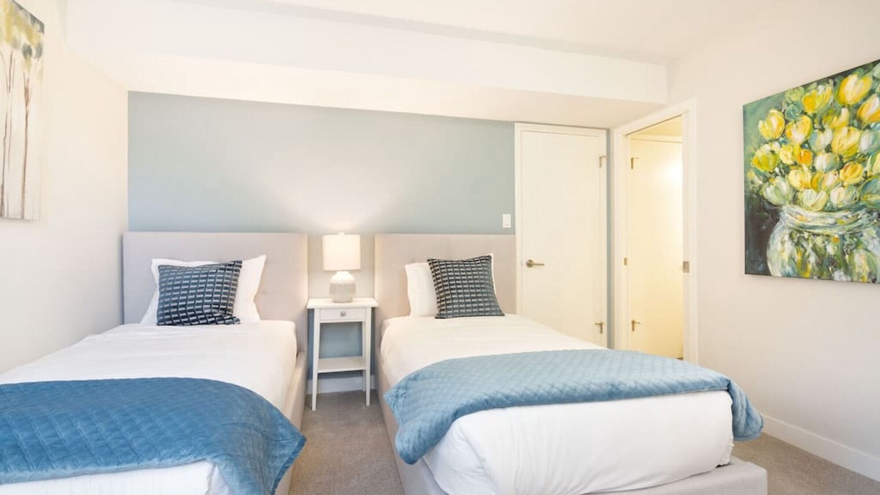Photo of Bedroom in Upper Village