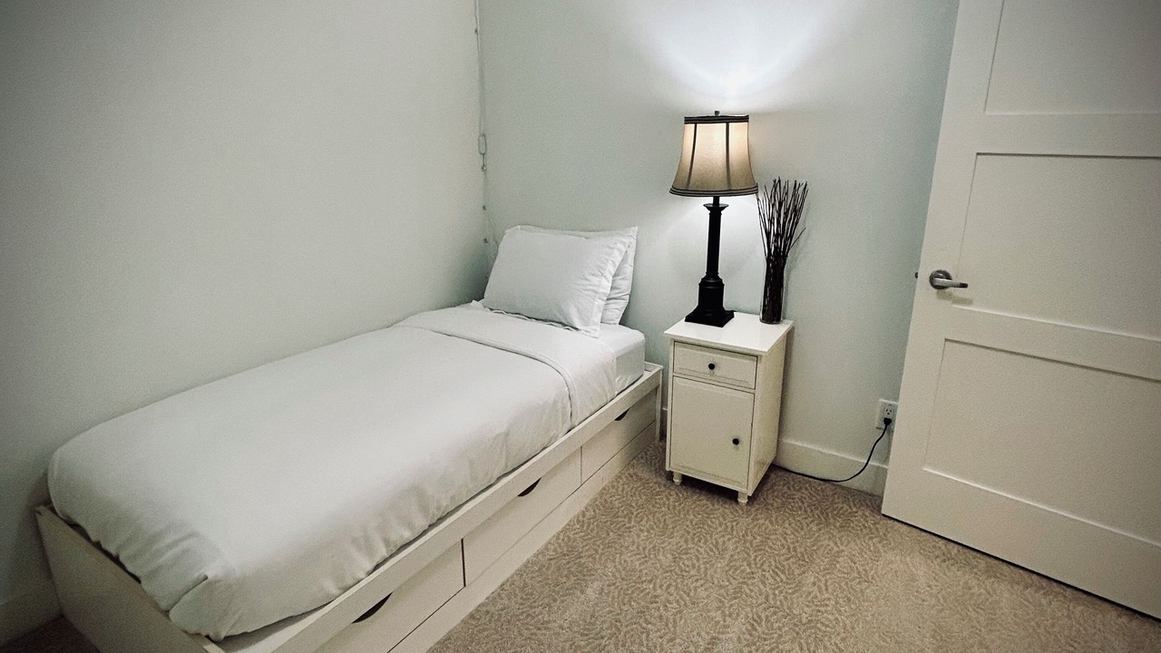 Photo of Bedroom in Langley