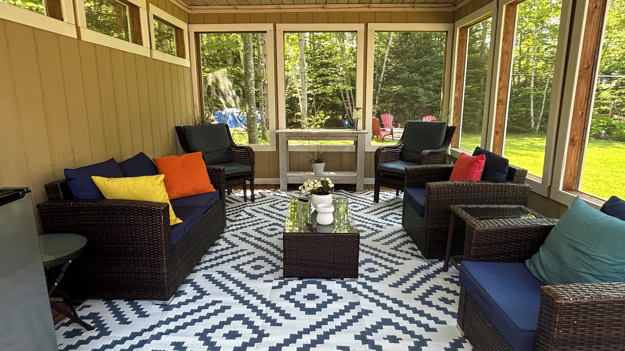 Photo of Livingroom in Brackley Beach