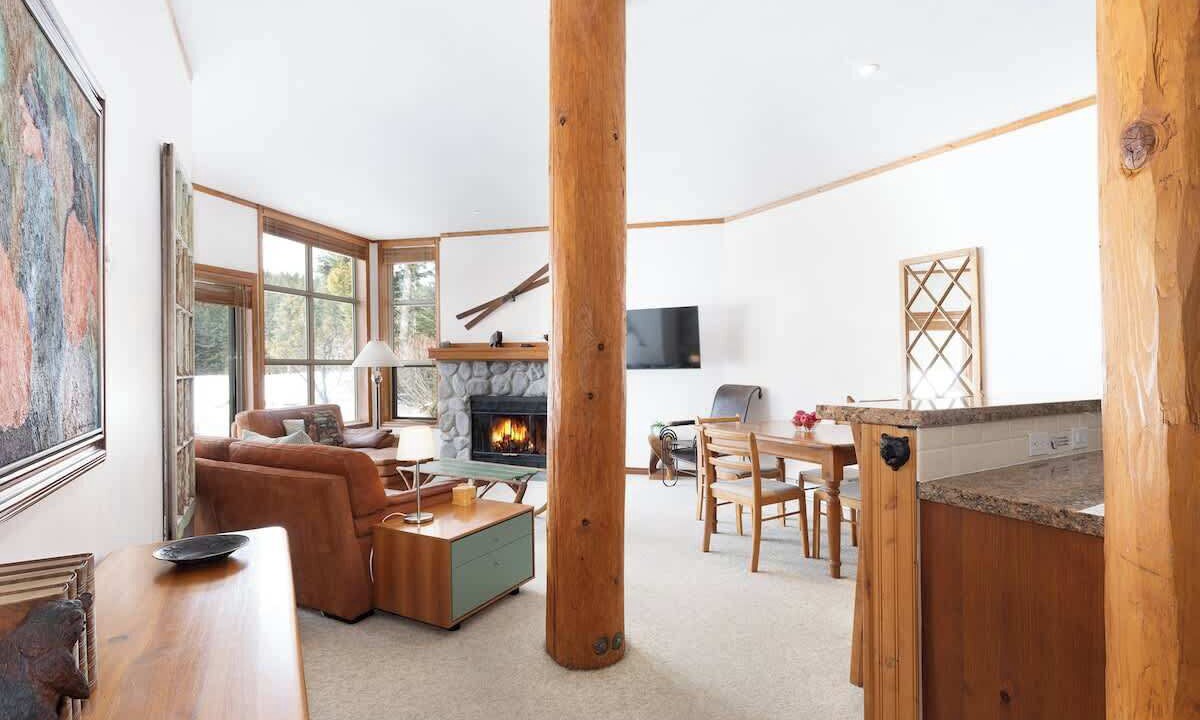 Photo of Livingroom in Blackcomb