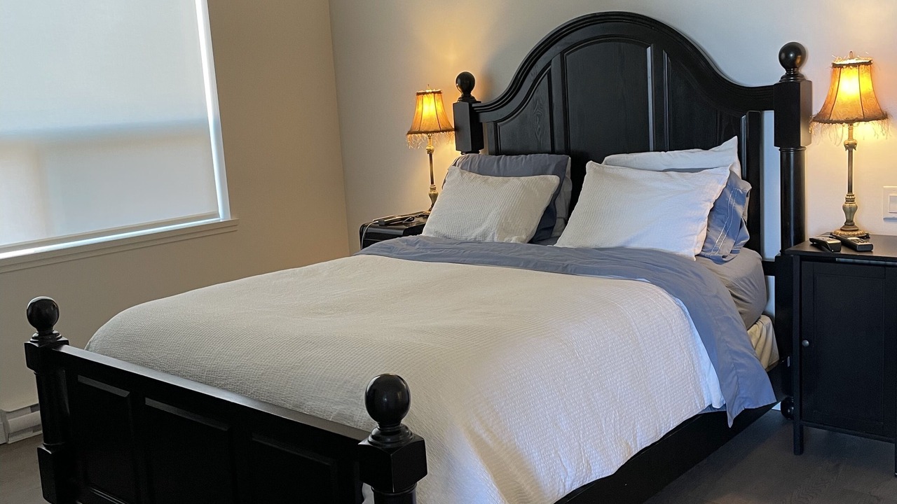 Photo of Bedroom in Booktown