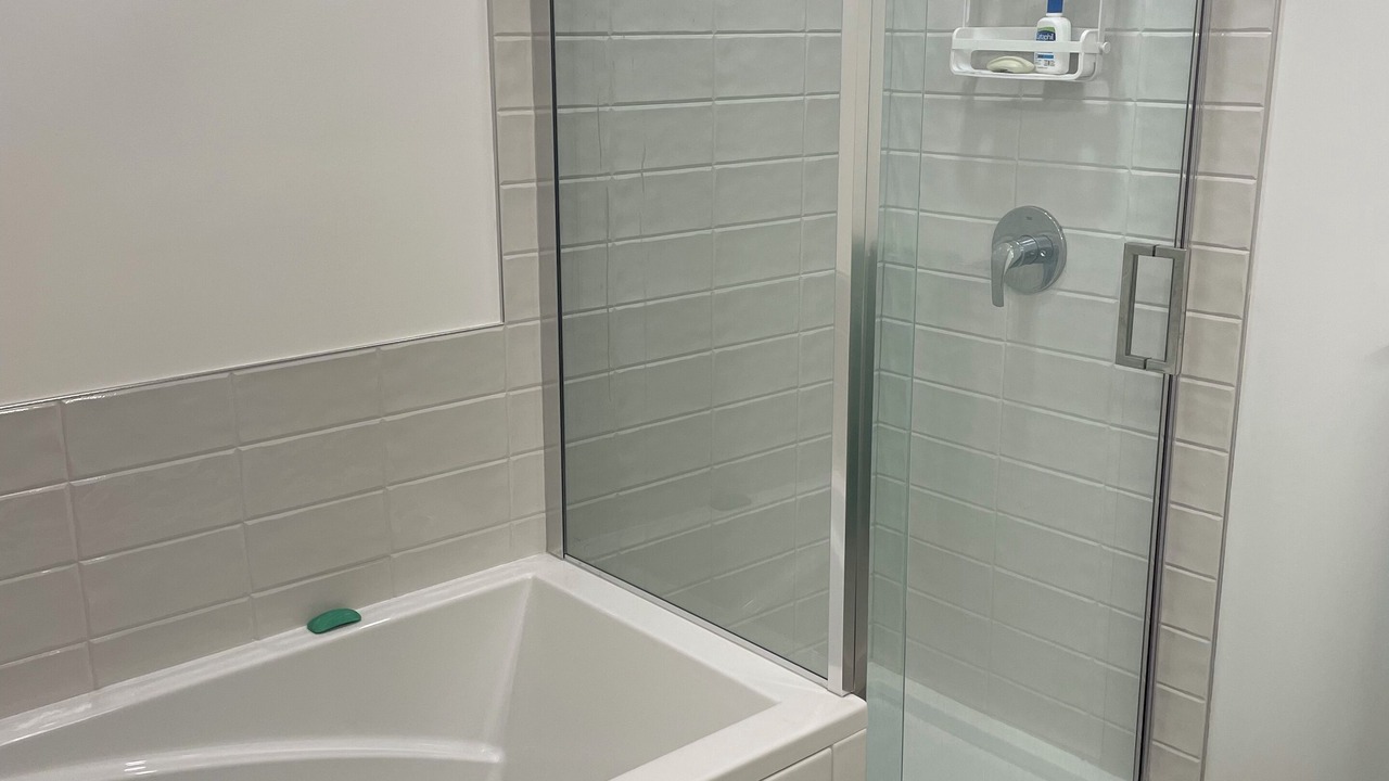 Photo of Bathroom in Booktown