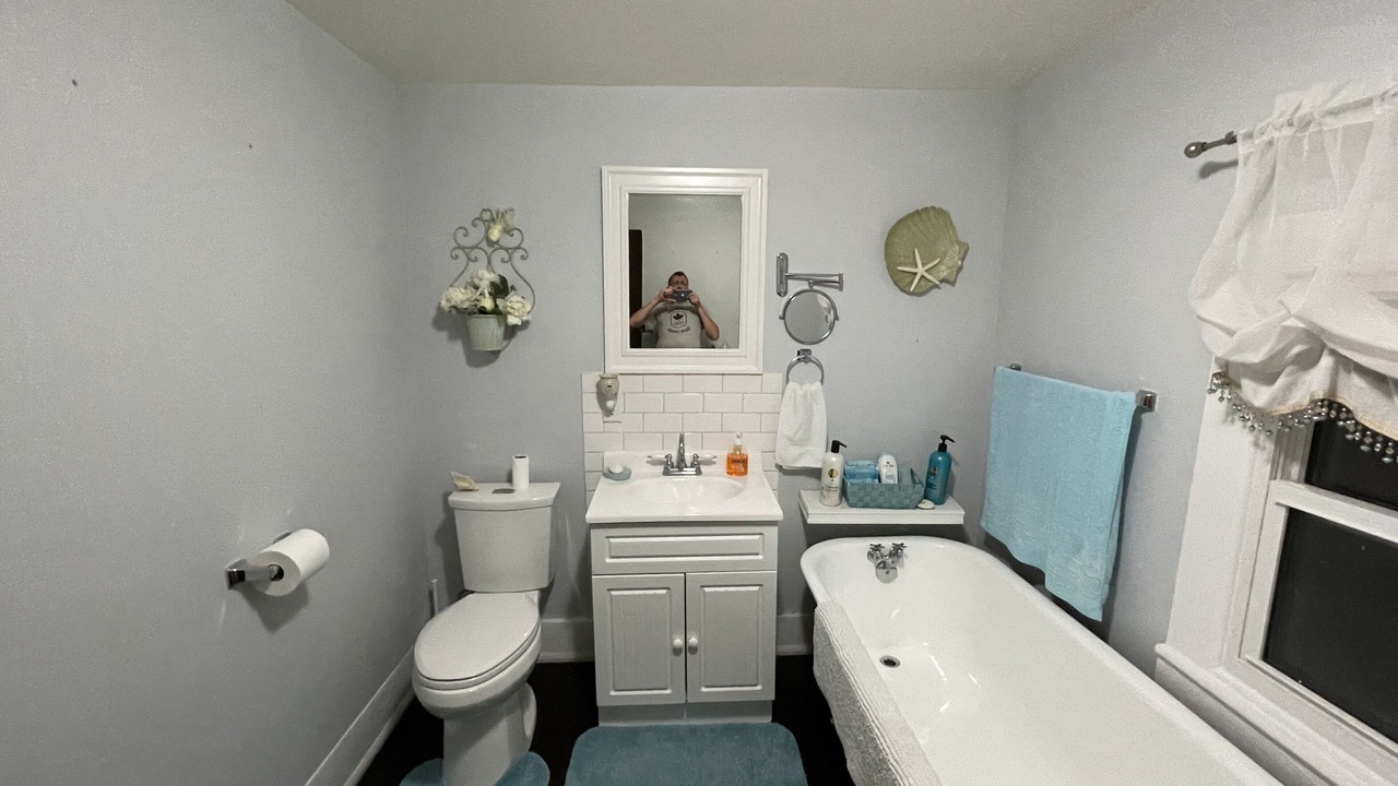 Photo of Bathroom in Crystal Beach