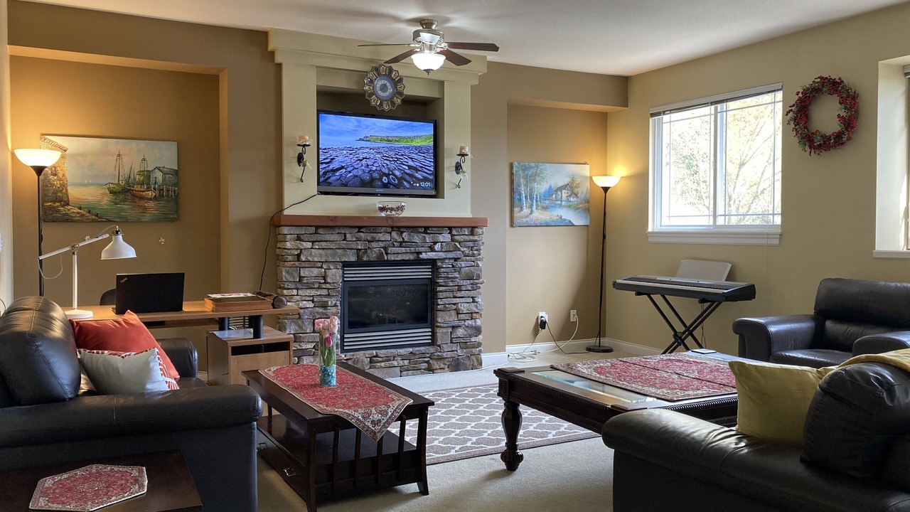 Photo of Livingroom in Maple Ridge
